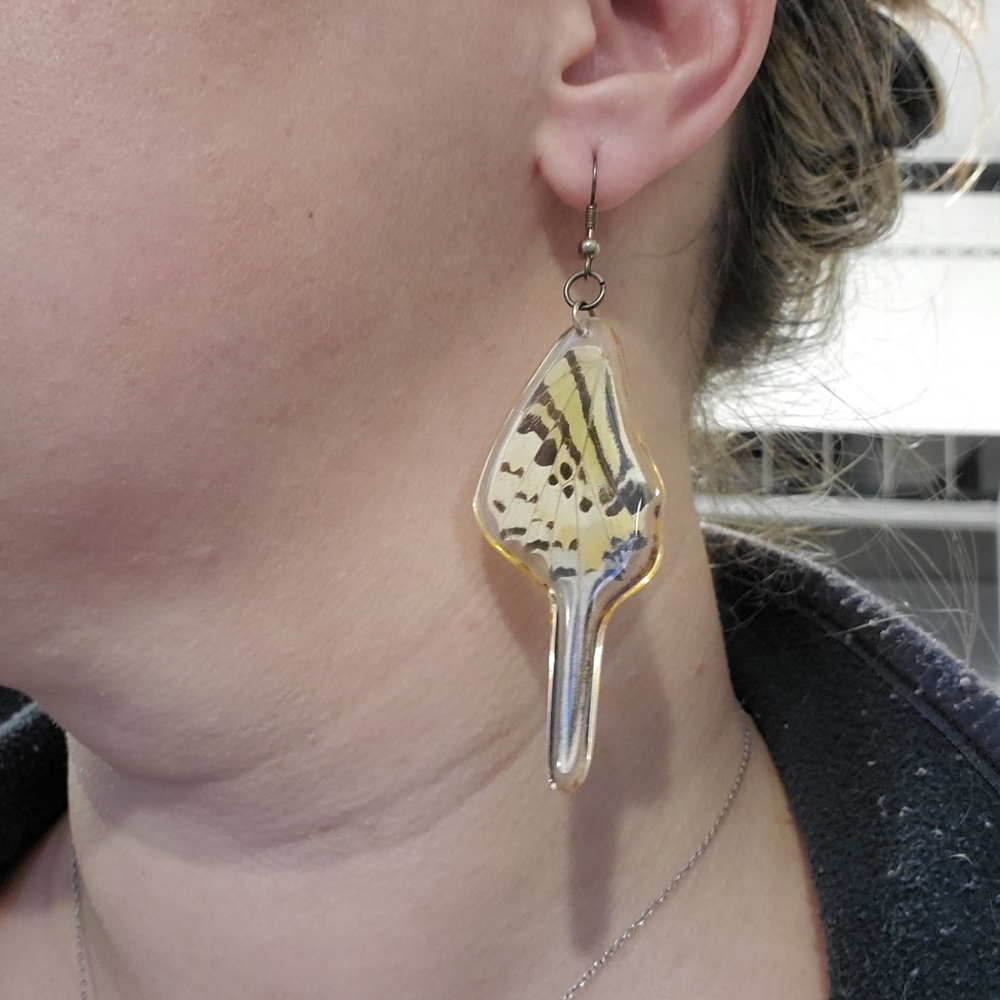Vintage Real Butterfly Wing Earrings - Picture 3 of 5